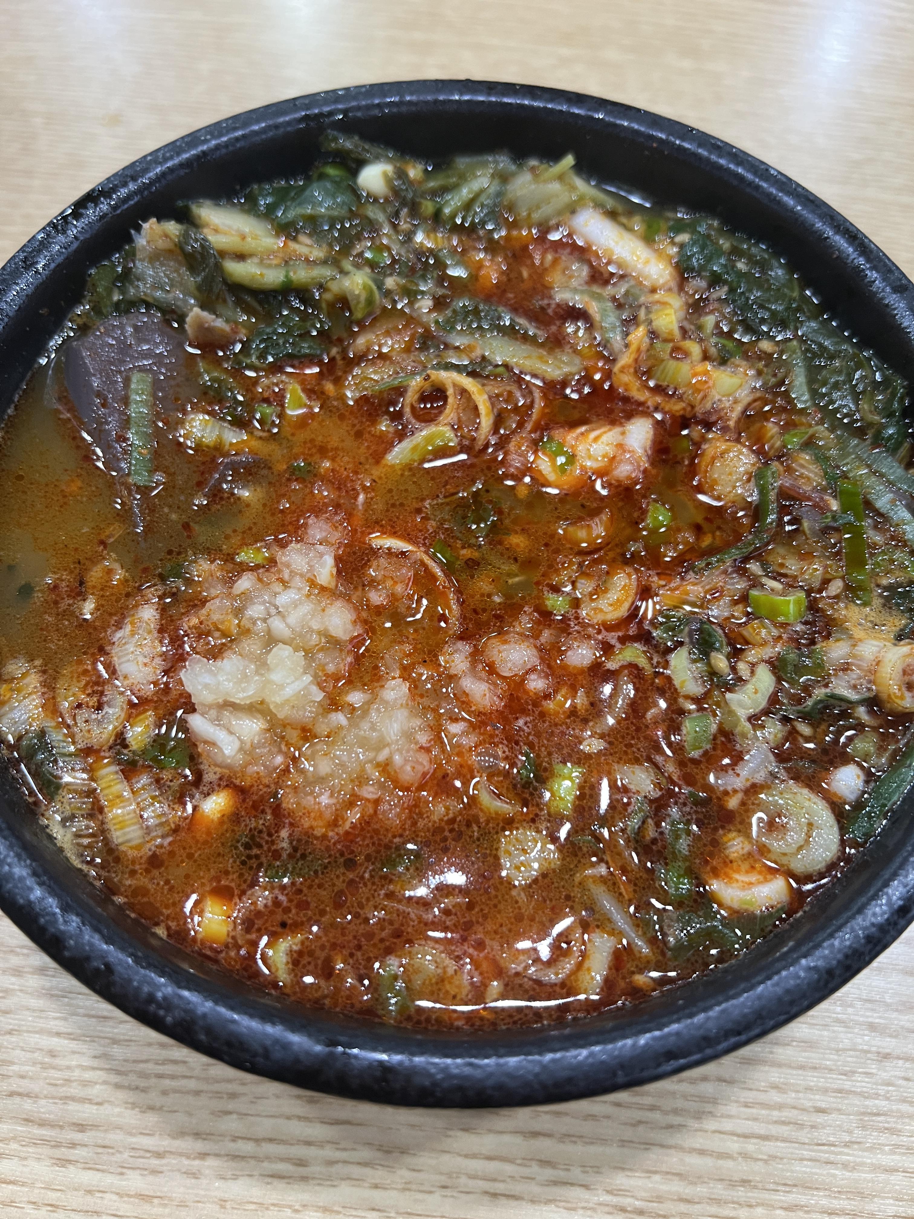 눈물 젖은 선지 해장국 - 포커고수