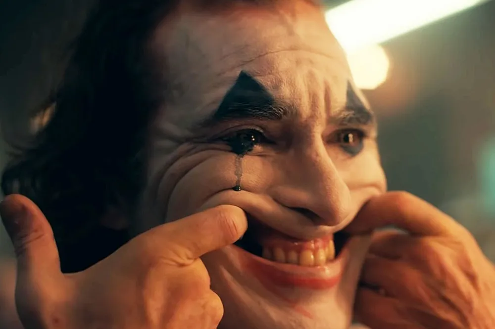 https___kr.hypebeast.com_files_2019_10_joker-movie.webp